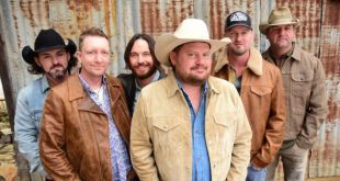 Randy Rogers Band Charts Top 10 Album Release with 'Hellbent'