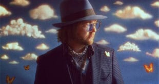 Aaron Lee Tasjan Brings "Get Over It, Underdog" To The Basement East