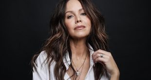 Cyndi Thomson Teams Up With Ashley Monroe For “Black Celica”