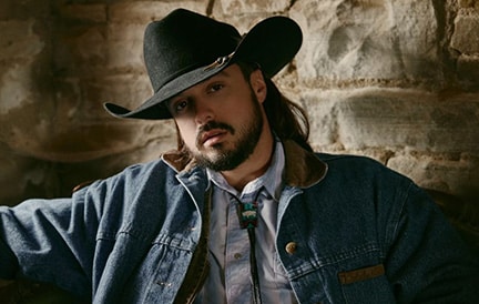 LISTEN: Ian Munsick's "Eagle Feather"