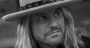 LISTEN: Ira Dean's “I Got Roads” Featuring Gary Allan