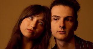 WATCH: Jake & Shelby Strip It Down on “Shut Up and Kiss Me (Acoustic)”