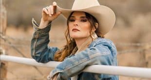 Jenna Paulette Signs With Leo33