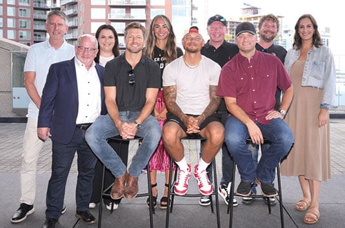 Kane Brown Celebrates 13th No. 1 Hit “Backseat Driver”