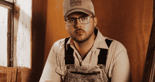 Kenny Whitmire Teams Up With Vince Gill On "Movin' On's Movin' In"