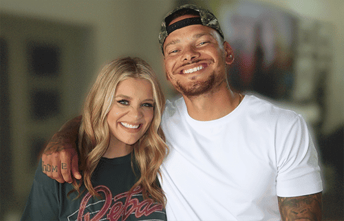Lauren Alaina Reunites With Kane Brown On "Never Been In Love"