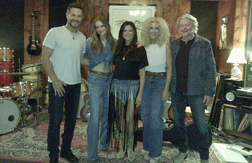 WATCH: Little Big Town Team Up With Kelsea Ballerini