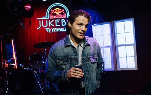 Max McNown To Headline Red Bull Jukebox Nashville At The Pinnacle