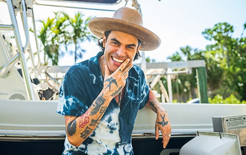 Niko Moon Releases American Palm Deluxe Album