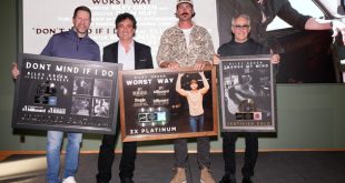 Riley Green Celebrates Two Number Ones