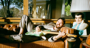 WATCH: Shakey Graves Unveils Intimate New Video for “On My Own”